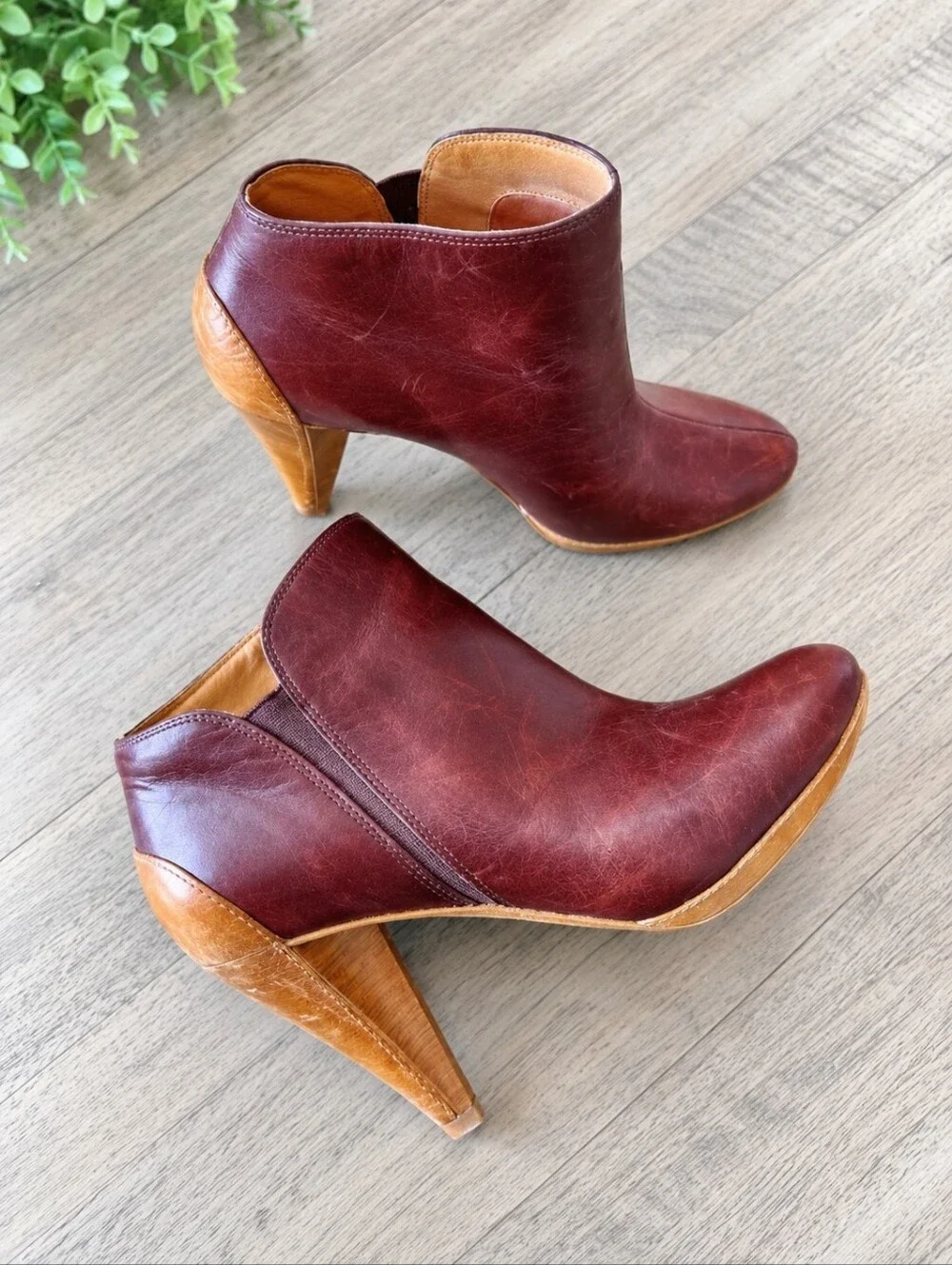 Fossil Leather Ankle Boots Size 6.5